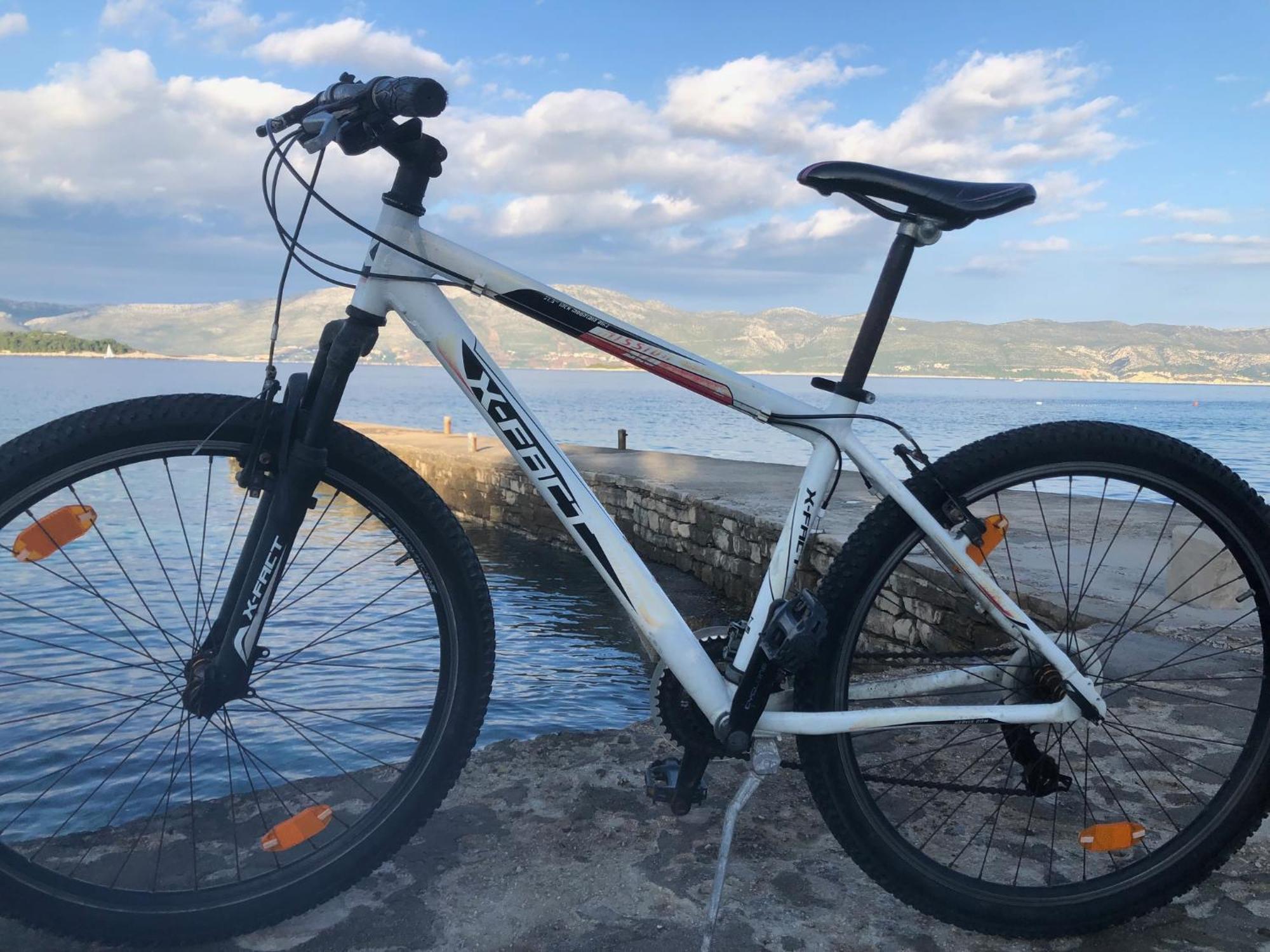 Apartments Ana By The Sea Лумбарда Екстериор снимка