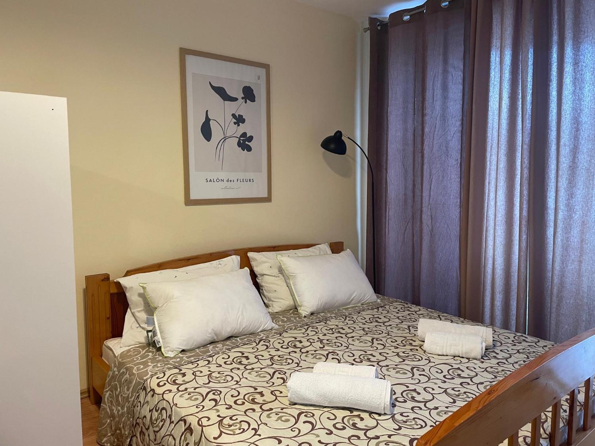 Apartments Ana By The Sea Лумбарда Екстериор снимка